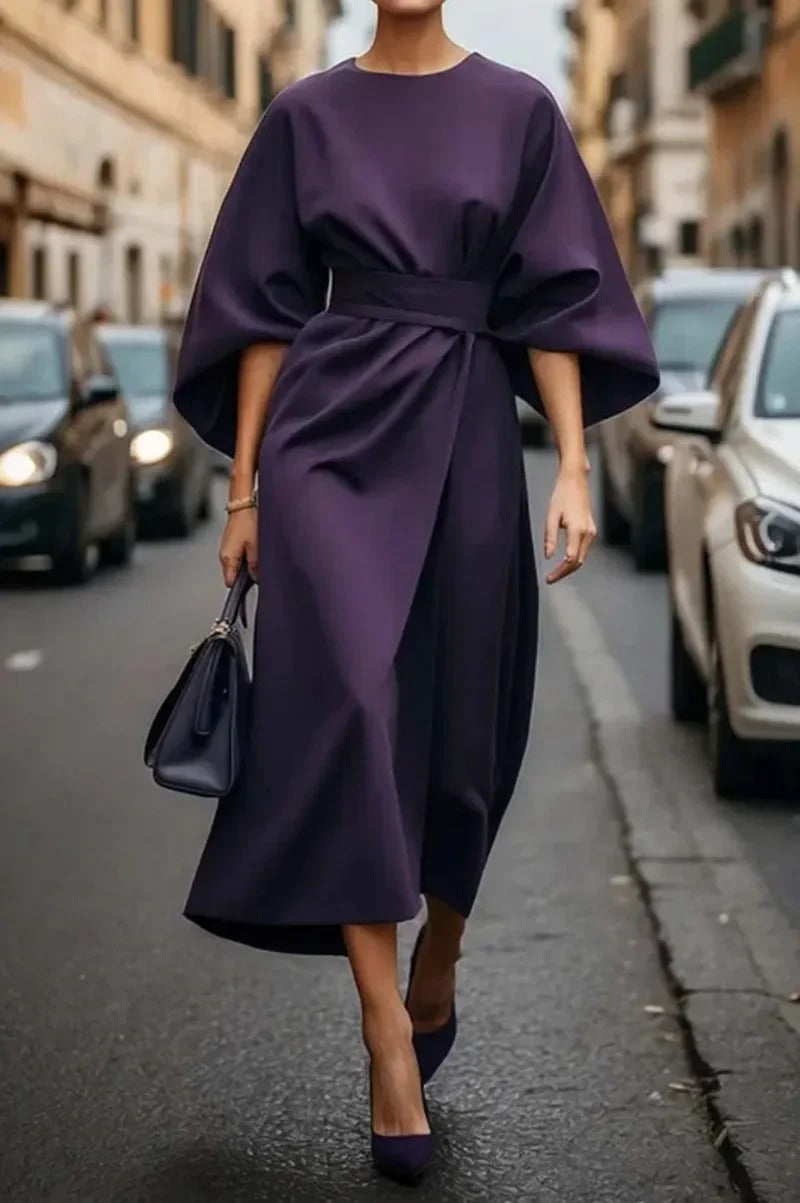 VESTIDO CON MANGAS Y CINTURÓN