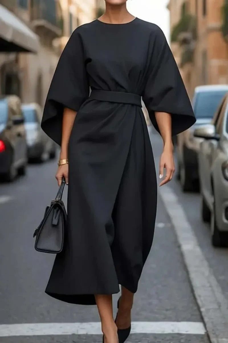 VESTIDO CON MANGAS Y CINTURÓN