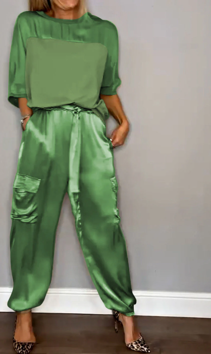 TRAJE SATÉN CARLA