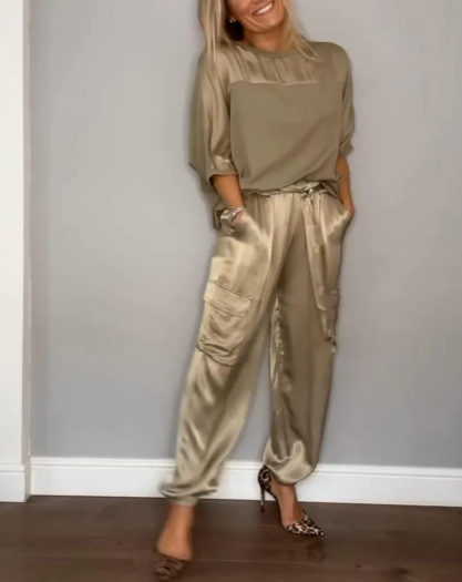 TRAJE SATÉN CARLA