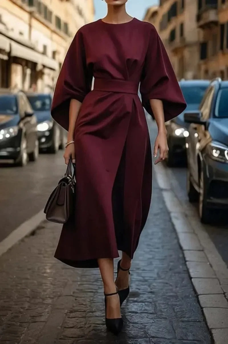VESTIDO CON MANGAS Y CINTURÓN